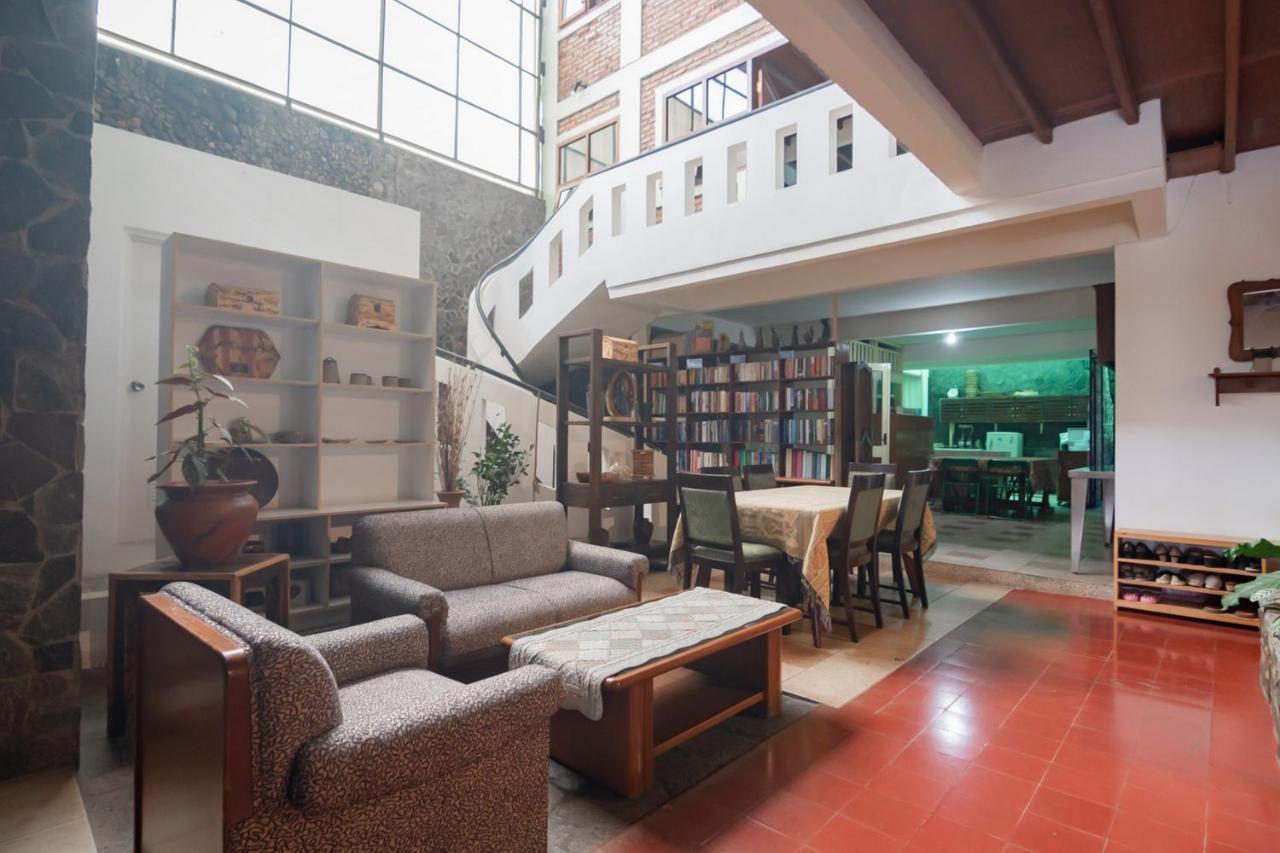 Samakta Guest House Lembang Exterior foto